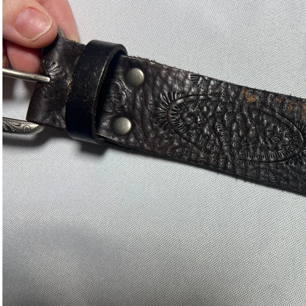 Fossil Embossed Leather Belt‎ Silver Tone Buckle Women's Size L